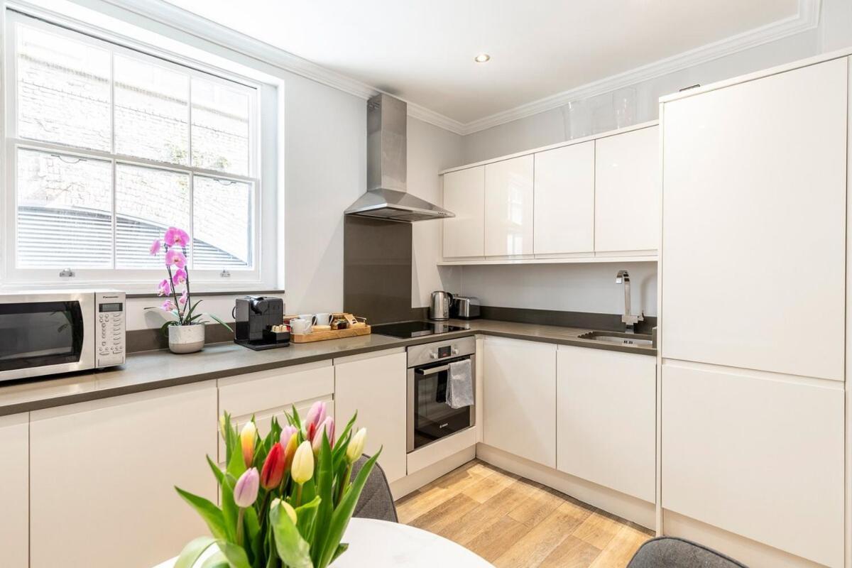 Apartment Bright And Stylish Trafalgar Square *